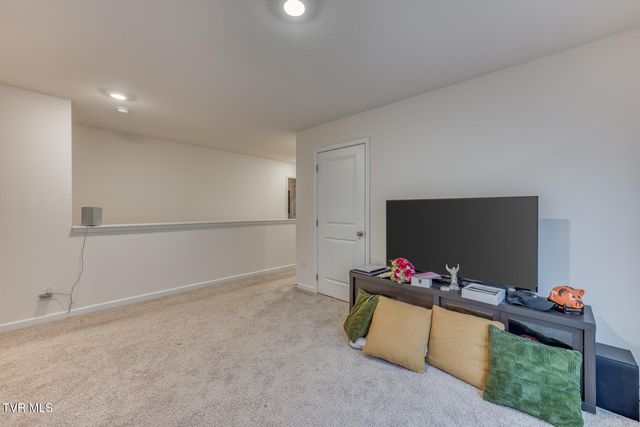 1660 Pebblestone Court, Morristown, TN 37814