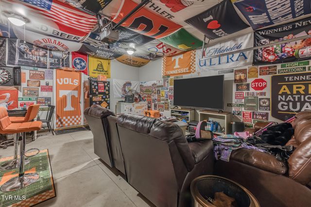 1660 Pebblestone Court, Morristown, TN 37814