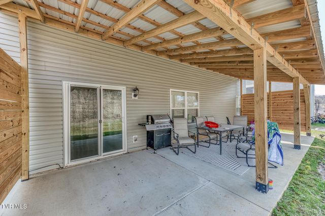 1660 Pebblestone Court, Morristown, TN 37814