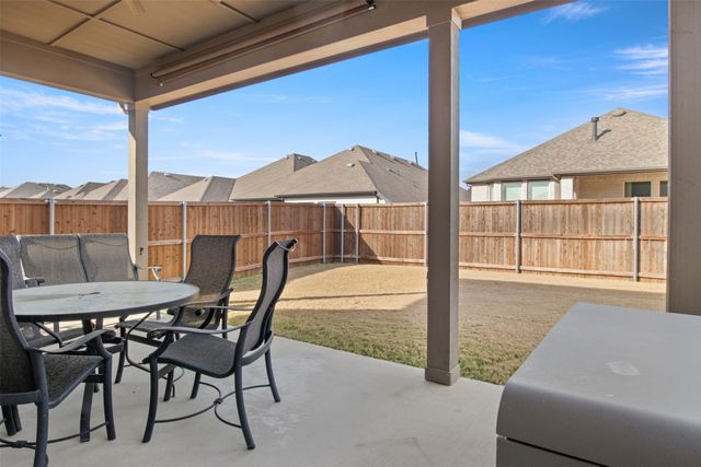 1321 Windflower Drive, Aubrey, TX 76227
