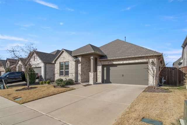 1321 Windflower Drive, Aubrey, TX 76227