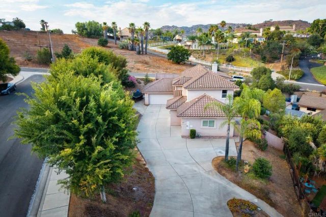 1684 Hubbard Place, Escondido, CA 92027