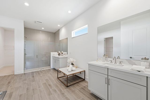 6883 68th Square, Vero Beach, FL 32967