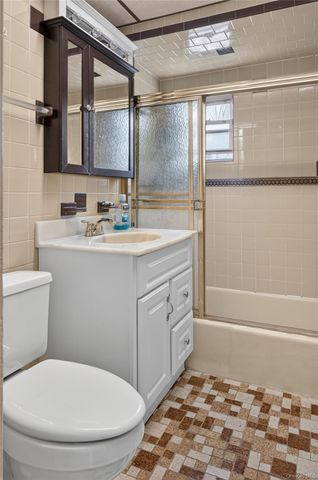 543 E 38th Street, Brooklyn, NY 11203