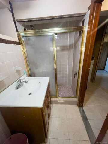 543 E 38th Street, Brooklyn, NY 11203