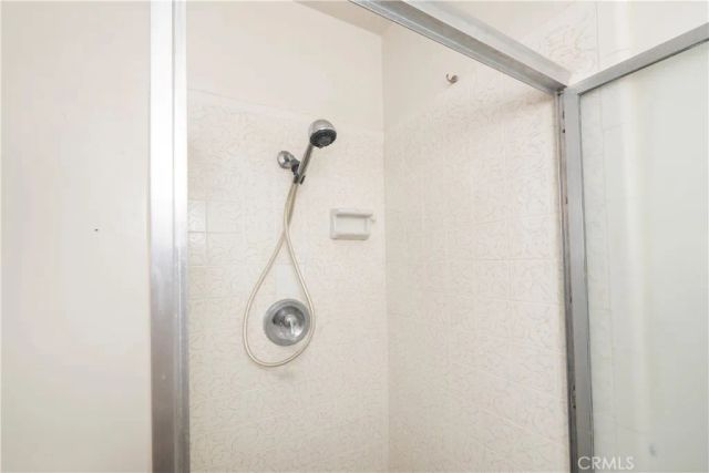 641 S Indian Hill B, Claremont, CA 91711