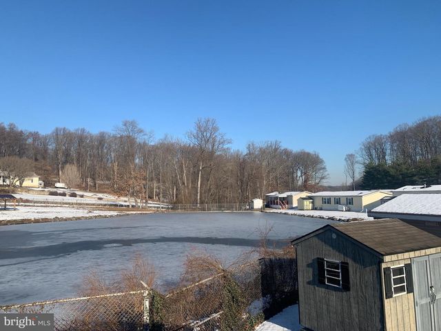 51 LAKE DR, Media, PA 19063