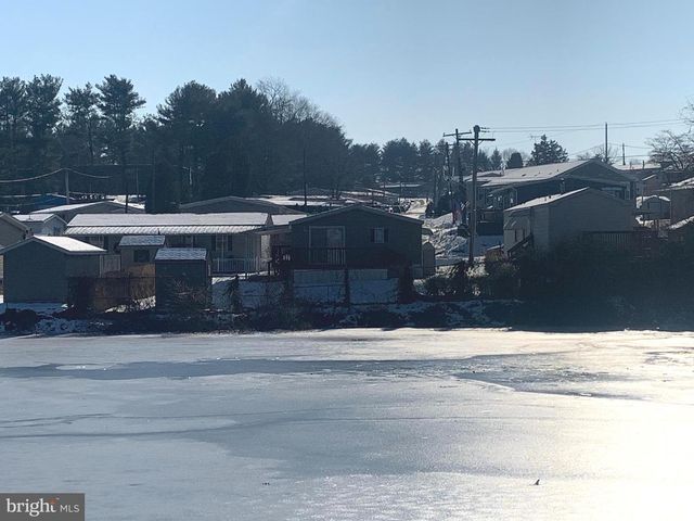 51 LAKE DR, Media, PA 19063