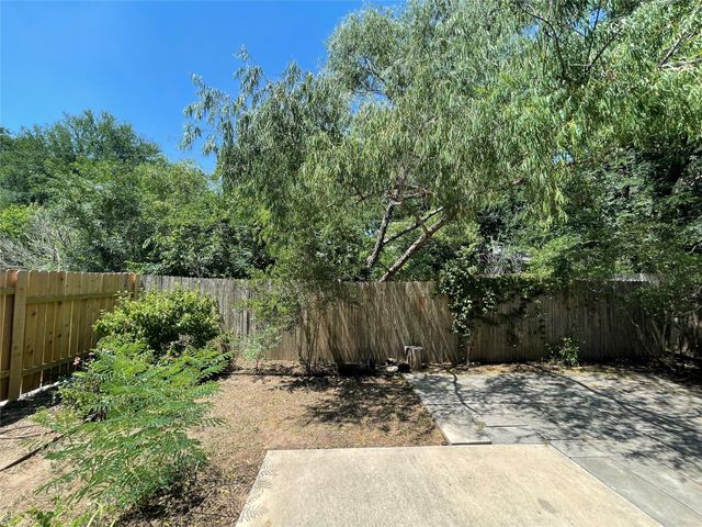 2505 Amur DR, Austin, TX 78745