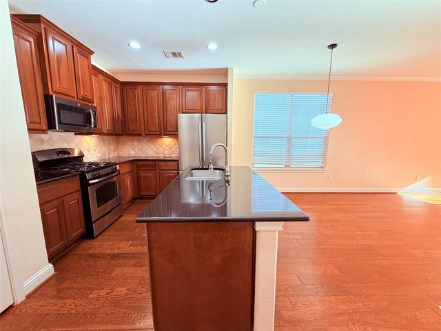 2505 Amur DR, Austin, TX 78745