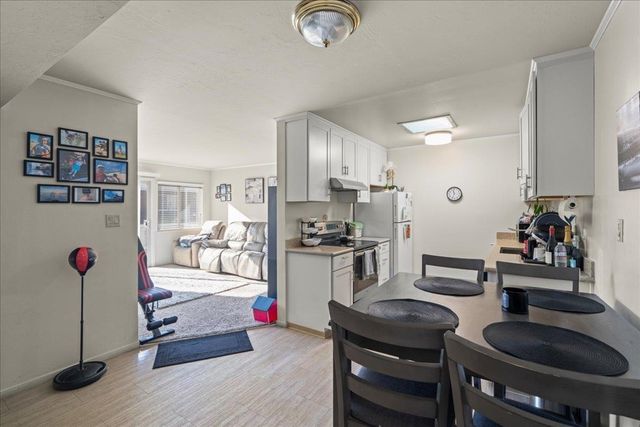 3223 Glendora Dr, San Mateo, CA 94403