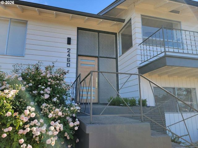 2460 W 21ST Ave, Eugene, OR 97405