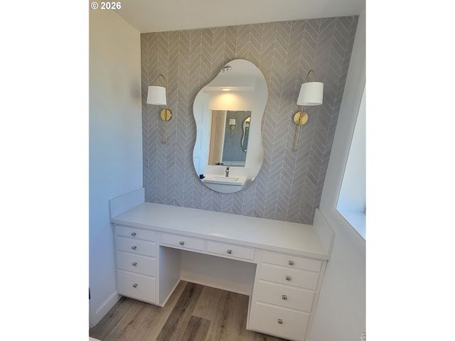 2460 W 21ST Ave, Eugene, OR 97405