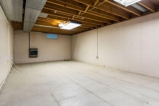 154 Maple Drive, Columbus, OH 43228