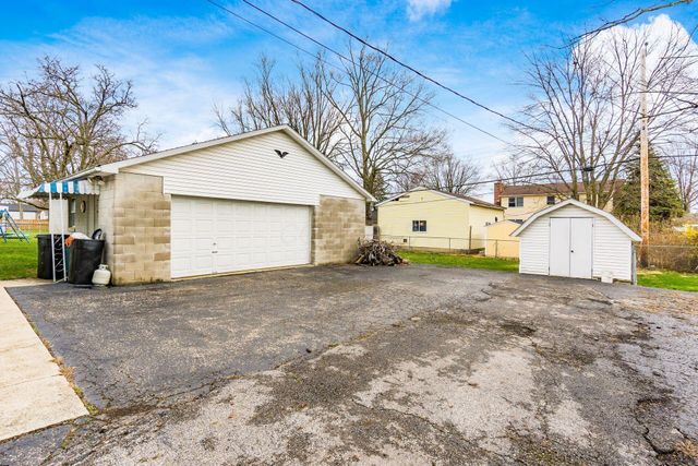 154 Maple Drive, Columbus, OH 43228