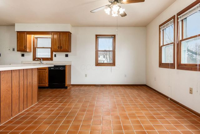 154 Maple Drive, Columbus, OH 43228