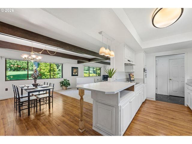 16655 Sw QUEEN MARY Ave, King City, OR 97224