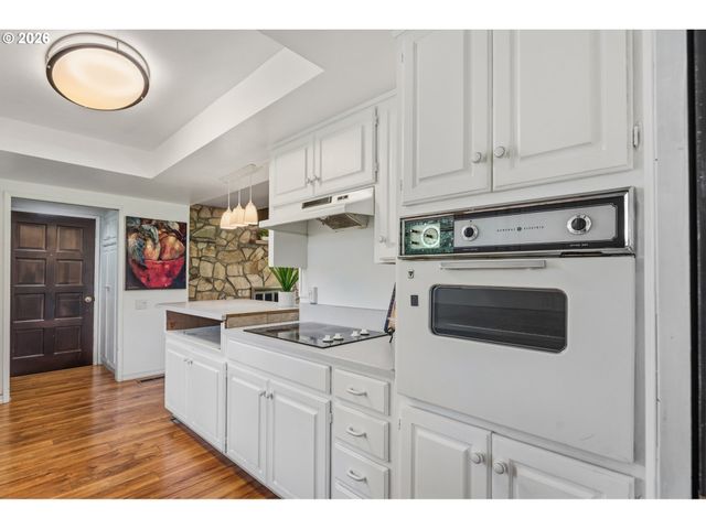 16655 Sw QUEEN MARY Ave, King City, OR 97224