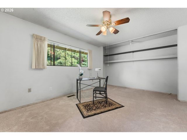 16655 Sw QUEEN MARY Ave, King City, OR 97224