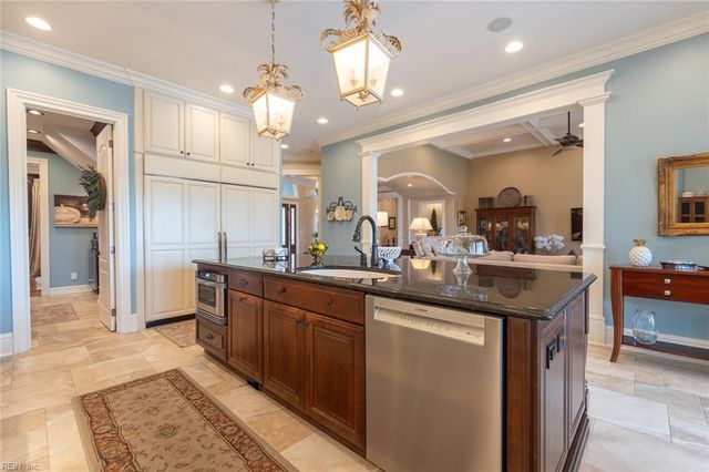 334 Scone Castle LOOP, Chesapeake, VA 23322