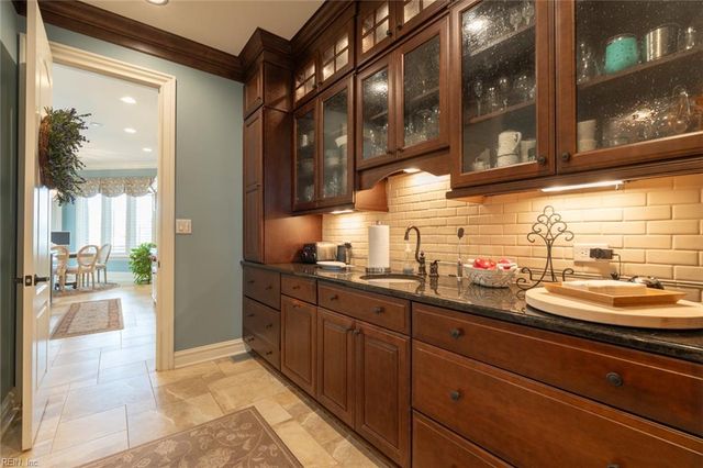 334 Scone Castle LOOP, Chesapeake, VA 23322