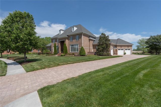334 Scone Castle LOOP, Chesapeake, VA 23322