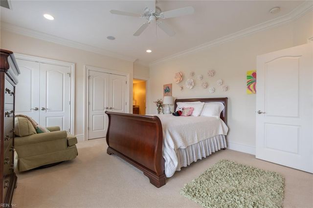 334 Scone Castle LOOP, Chesapeake, VA 23322