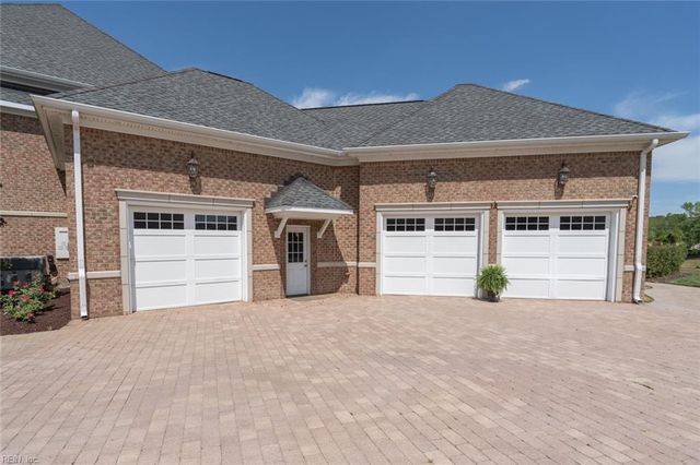 334 Scone Castle LOOP, Chesapeake, VA 23322
