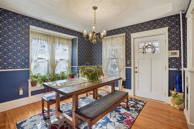 55 Standish St, Worcester, MA 01604