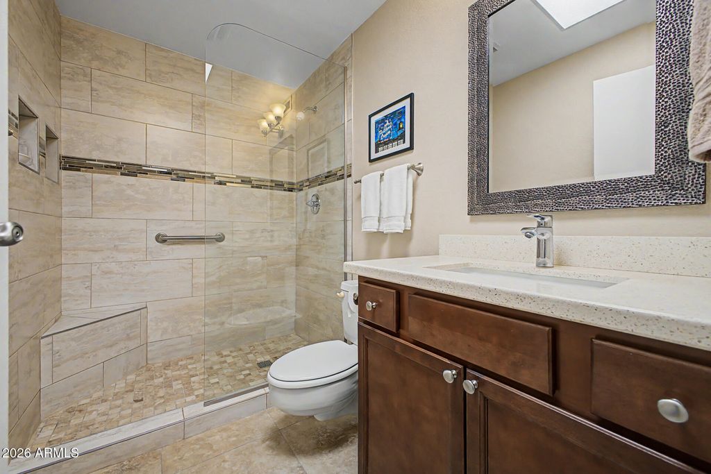 Image 22 of property listing at 10429 W HUTTON Drive, Sun City, AZ 85351