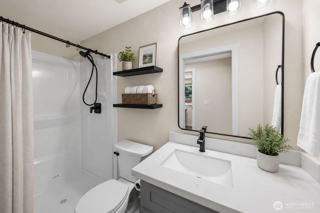 18326 Occidental Avenue S, Burien, WA 98148