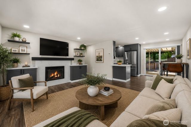 18326 Occidental Avenue S, Burien, WA 98148
