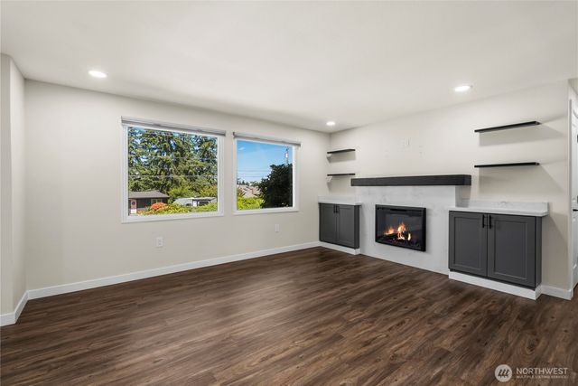 18326 Occidental Avenue S, Burien, WA 98148