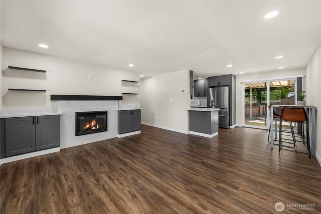 18326 Occidental Avenue S, Burien, WA 98148