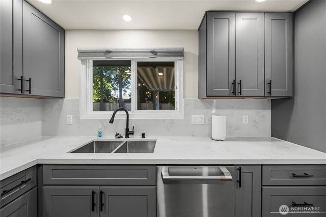 18326 Occidental Avenue S, Burien, WA 98148