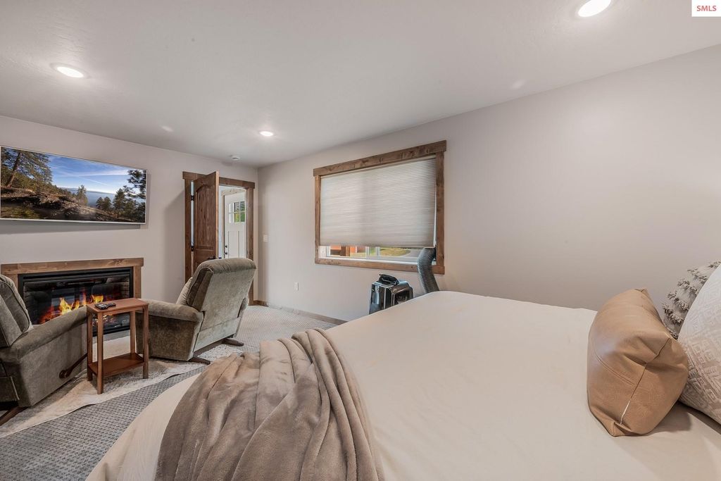 521 Magpie Lane, Sandpoint, ID 83864 photo 21