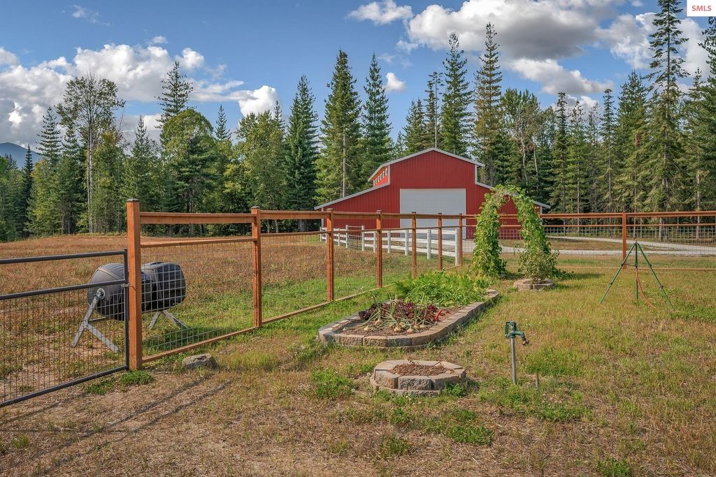 521 Magpie Lane, Sandpoint, ID 83864 photo 46