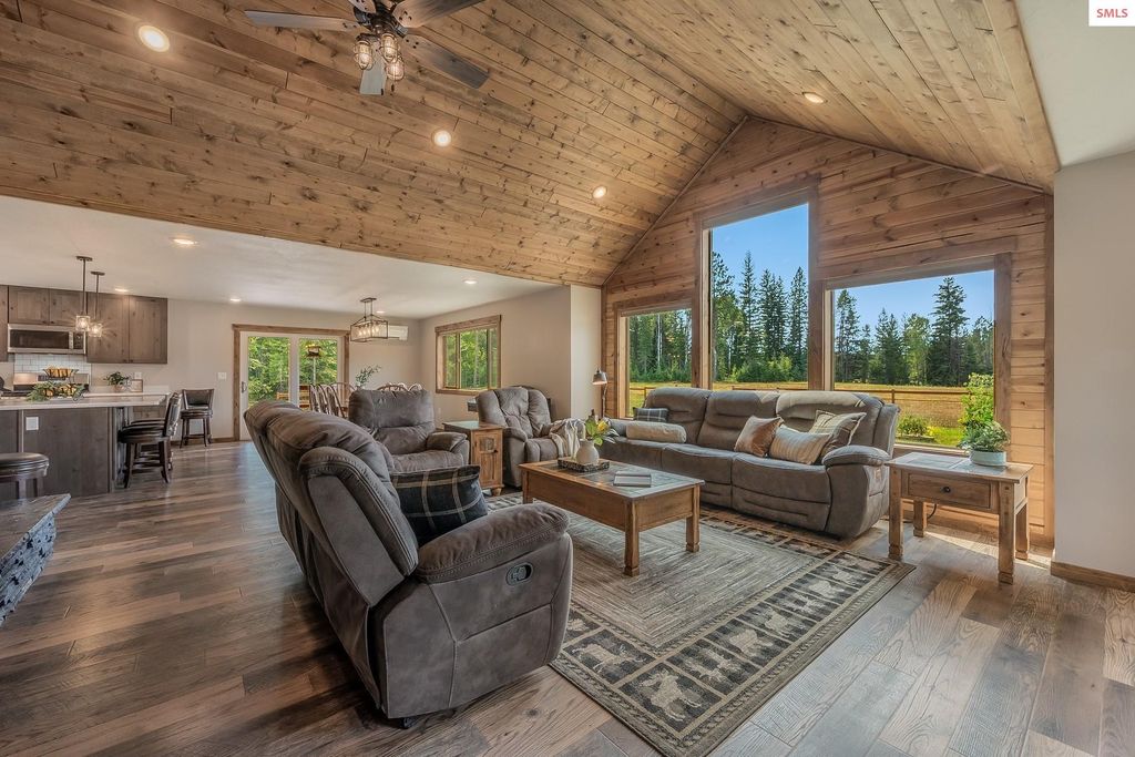 521 Magpie Lane, Sandpoint, ID 83864 photo 6