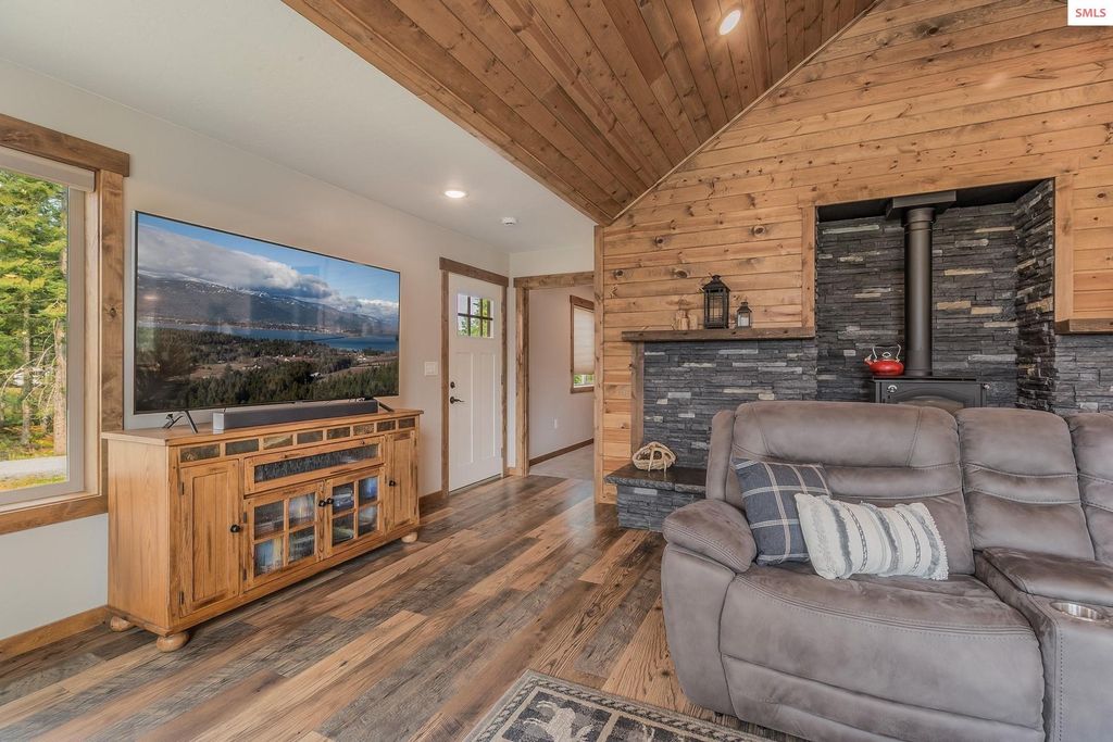 521 Magpie Lane, Sandpoint, ID 83864 photo 9