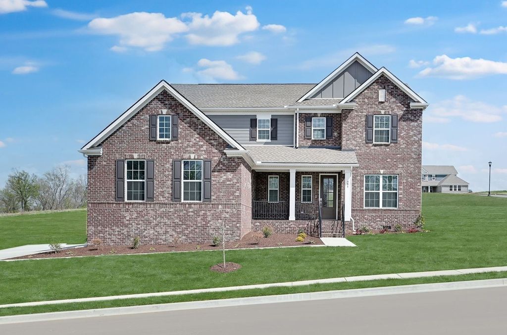 801 Fairgreen Court, Clarksville, TN 37043