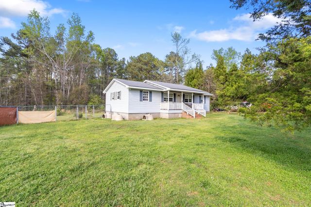 89 Dakota Drive, Laurens, SC 29360