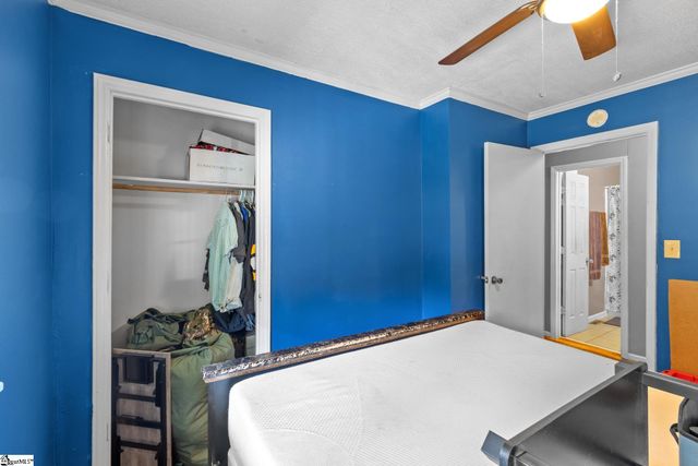 89 Dakota Drive, Laurens, SC 29360