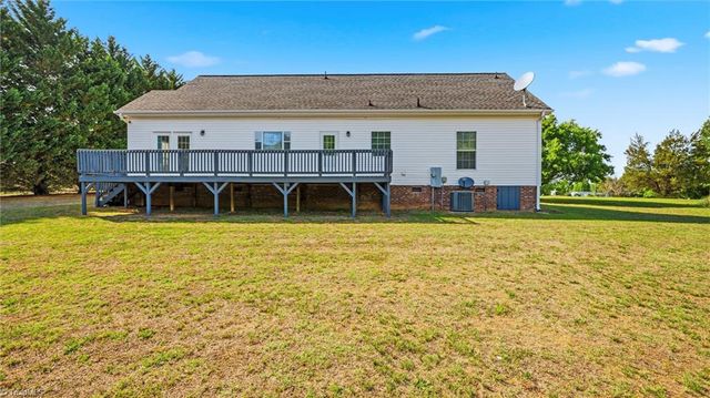 2070 Grooms Road, Reidsville, NC 27320