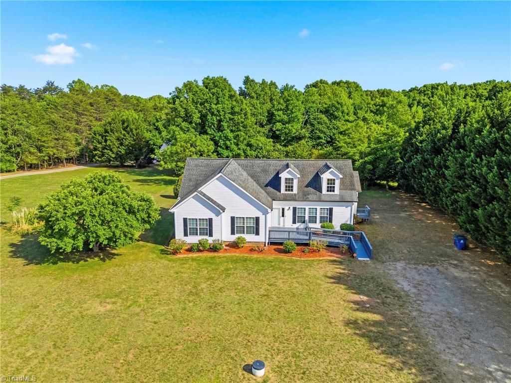 2070 Grooms Road, Reidsville, NC 27320