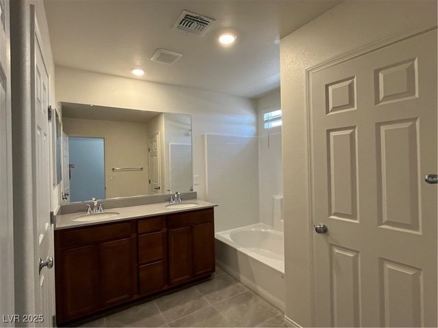 9110 Nostrand Avenue, Las Vegas, NV 89148