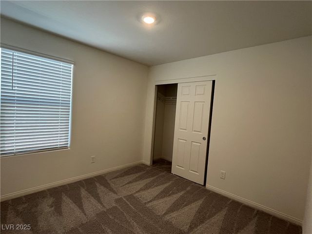 9110 Nostrand Avenue, Las Vegas, NV 89148