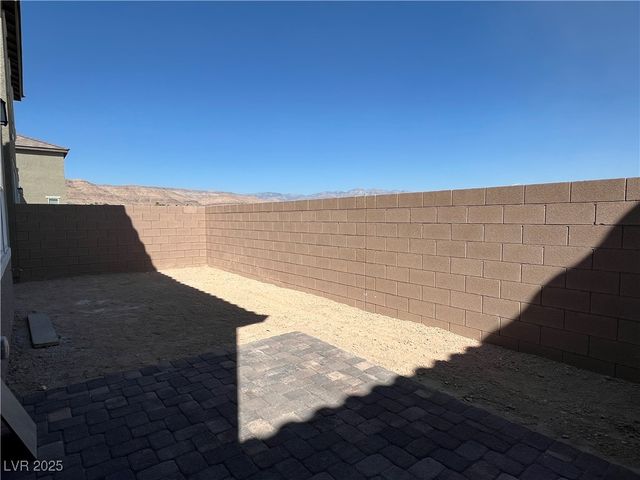 9110 Nostrand Avenue, Las Vegas, NV 89148