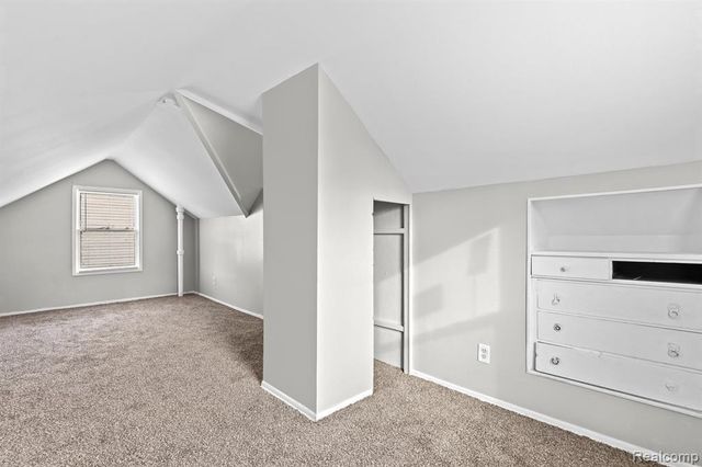 19450 Heyden Street, Detroit, MI 48219