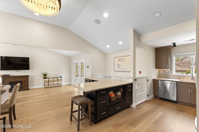31 Virginia Avenue, Hazlet, NJ 07730