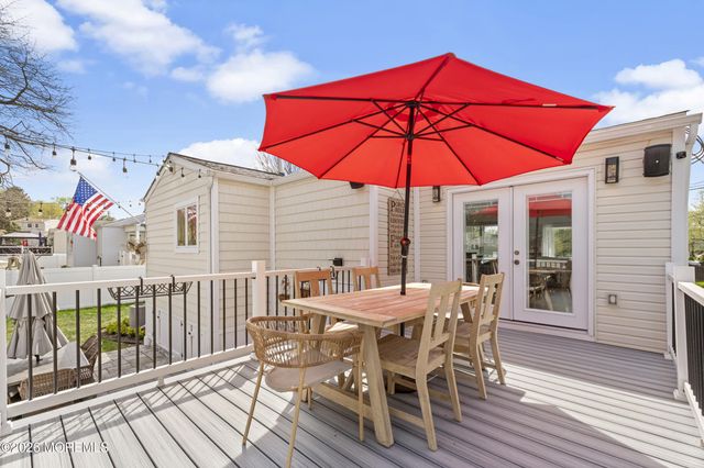 31 Virginia Avenue, Hazlet, NJ 07730